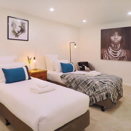Executive Living In Bluewater Apartment Queenstown Exterior photo