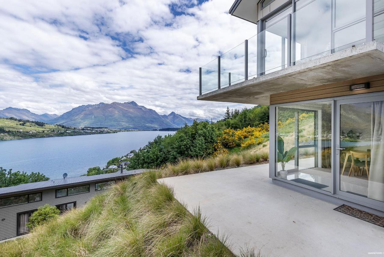 Executive Living In Bluewater Apartment Queenstown Exterior photo