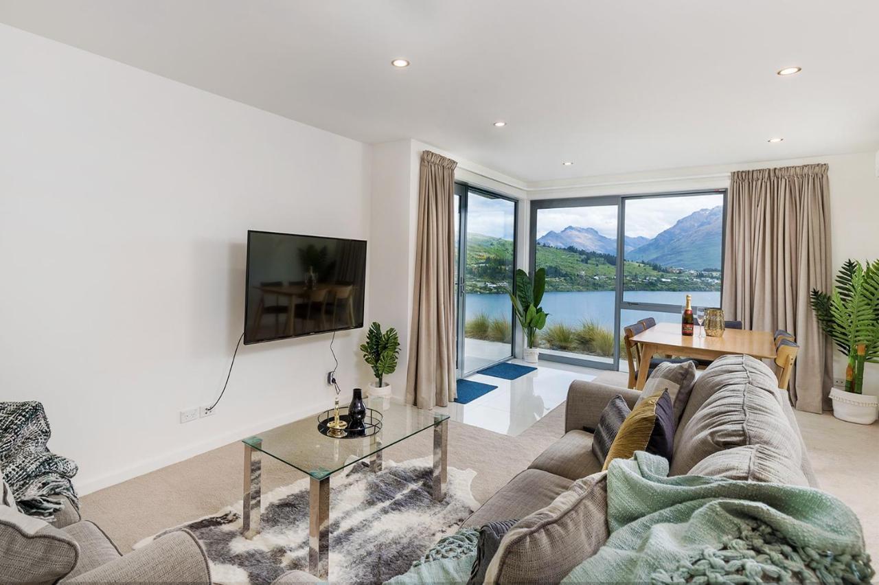 Executive Living In Bluewater Apartment Queenstown Exterior photo